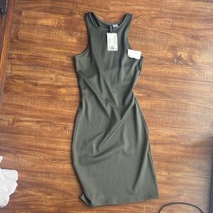 H&M Olive Green Ribbed Midi Dress